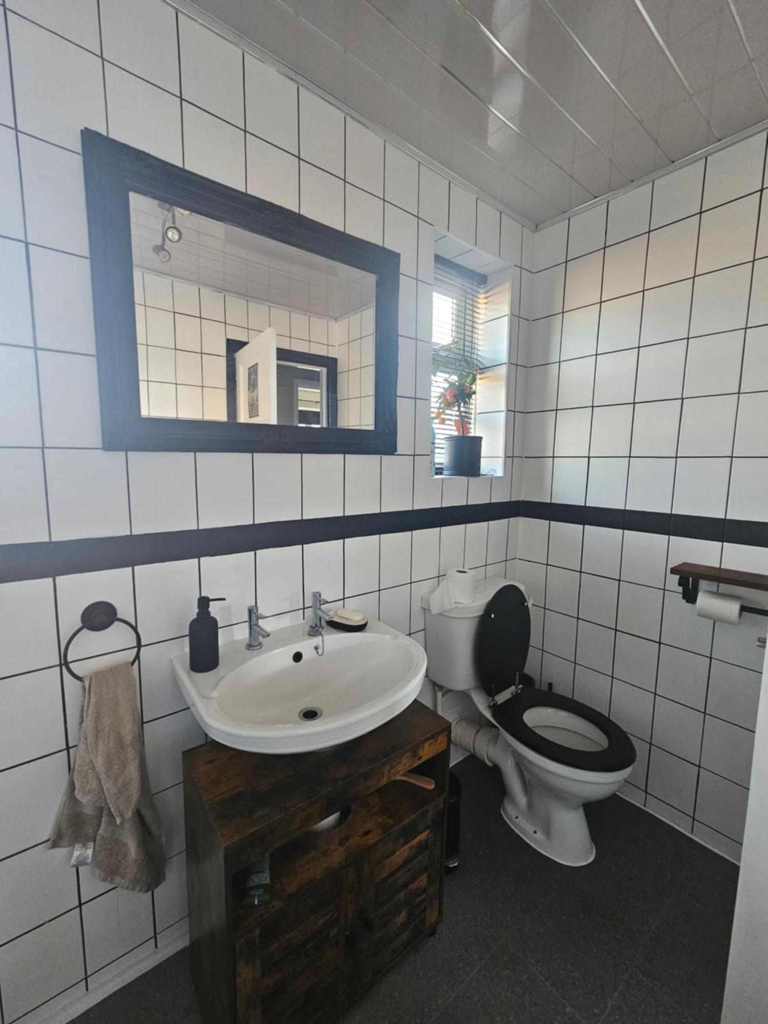 Double Bedroom Located Close To Manchester Airport Wythenshawe Ngoại thất bức ảnh